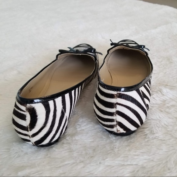 Gently Used Ellen Tracy Zebra Print Flats Cow Hair - Picture 7 of 10
